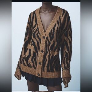 ZARA ANIMAL JACQUARD KNIT CARDIGAN